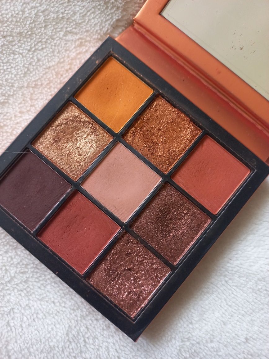 Paleta cienie Huda Beauty