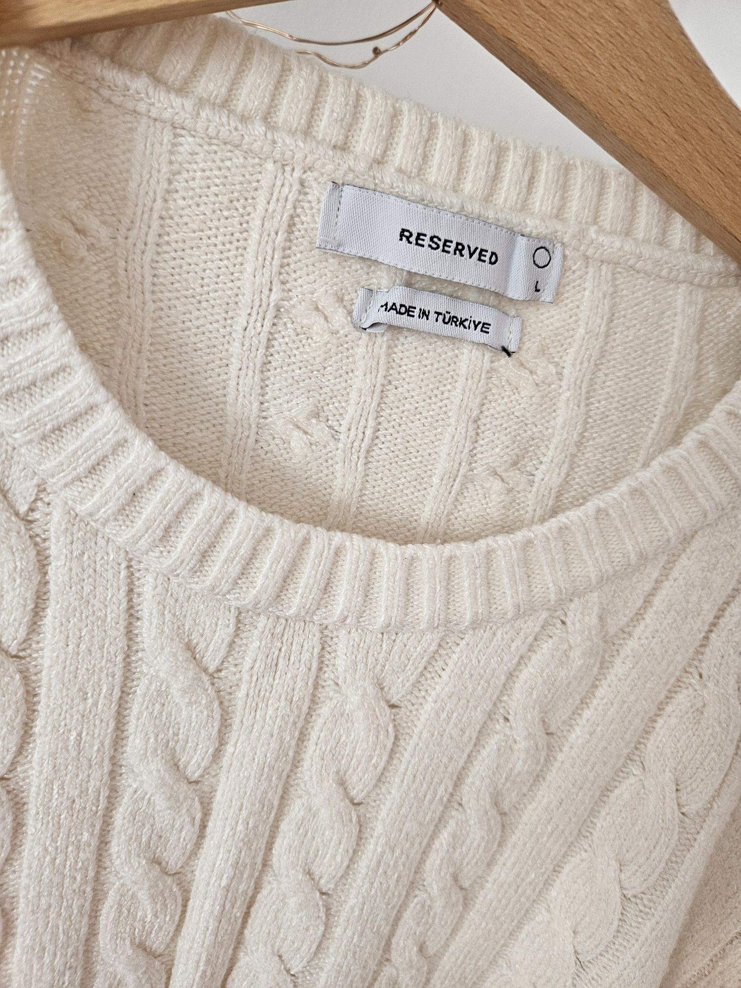 Sweter warkocz Reserved L