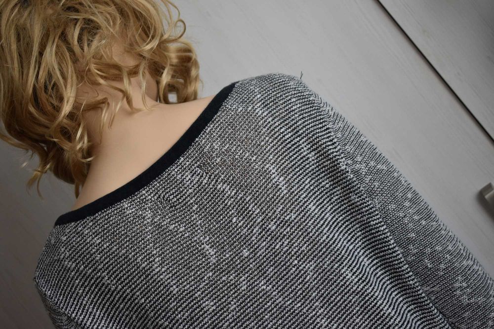 Bluzka 36 S cienki sweterek ażurowa Vans długi rękaw sweter dzianina