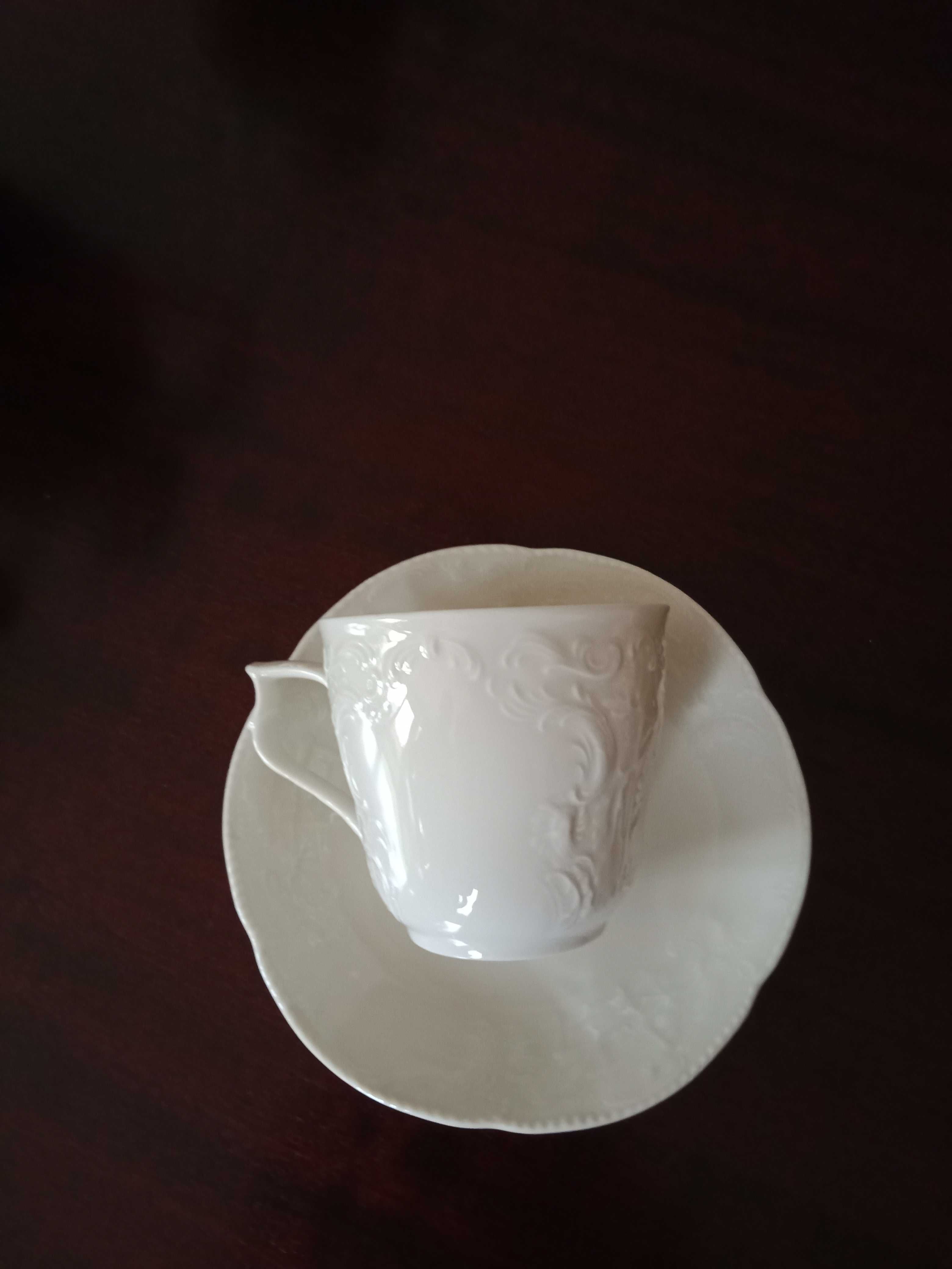 Porcelana Rosenthal Sanssouci  ecru  obiadowy na 12 os,  kawowy na 6os