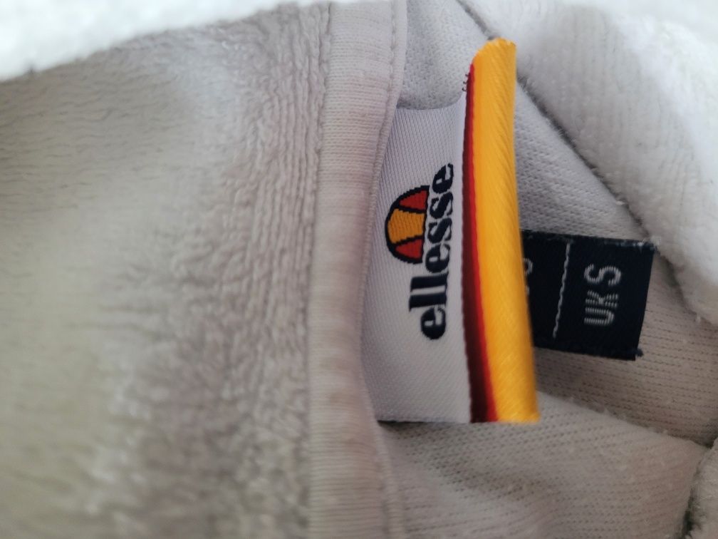 Biała welurowa bluza z kapturem Ellesse