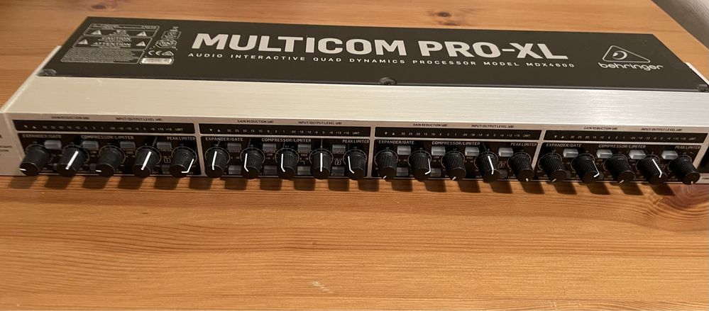 Behringer Multicom Pro-xl