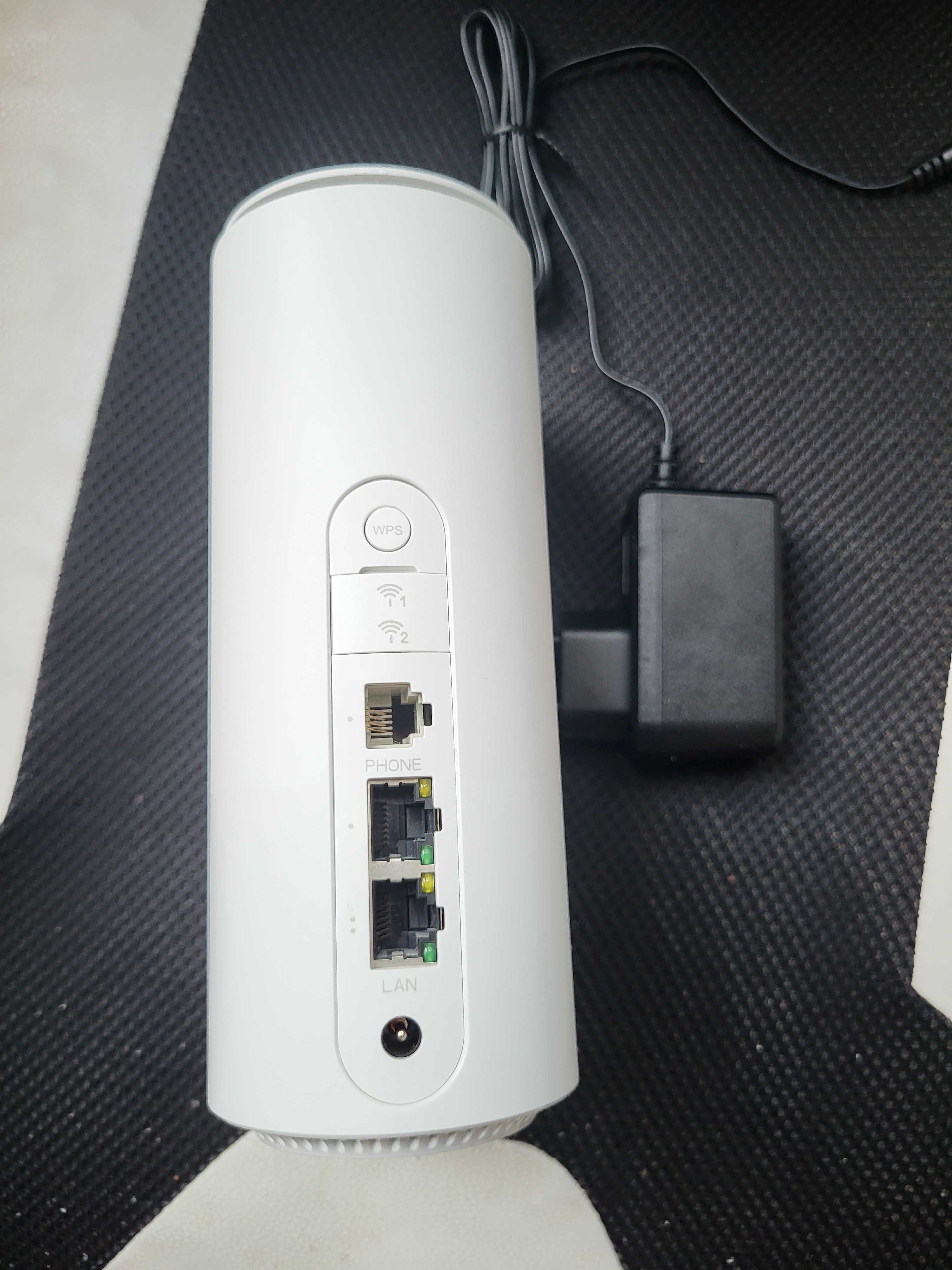 Router bezprzewodowy z modemem 5G/LTE ZTE MC801A