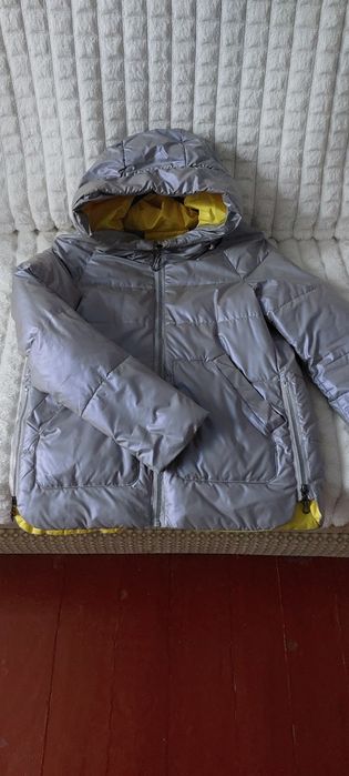 Продам Осінню курточка