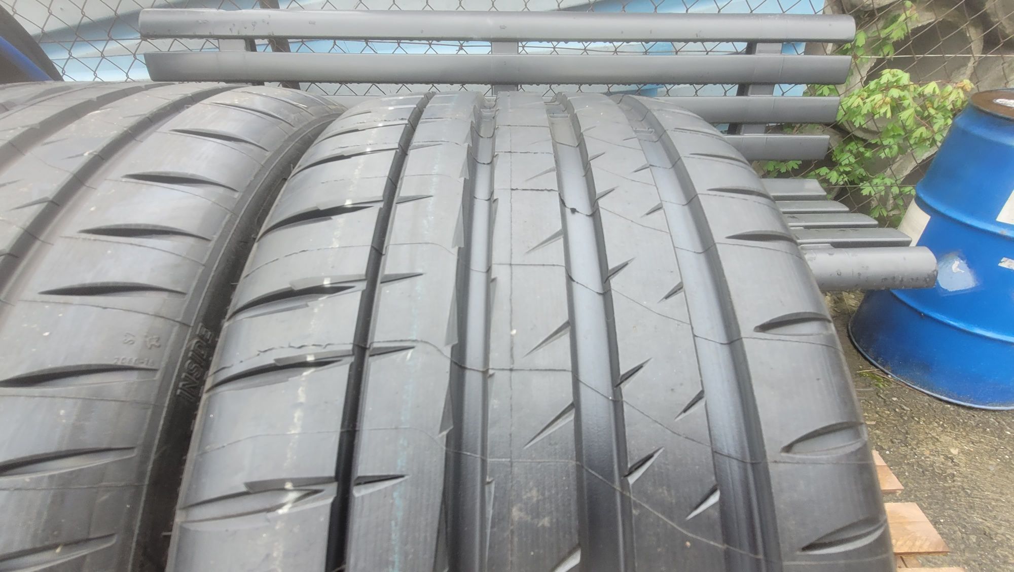 Opony letnie 245/30/20 michelin pilot sport 4s 2023r