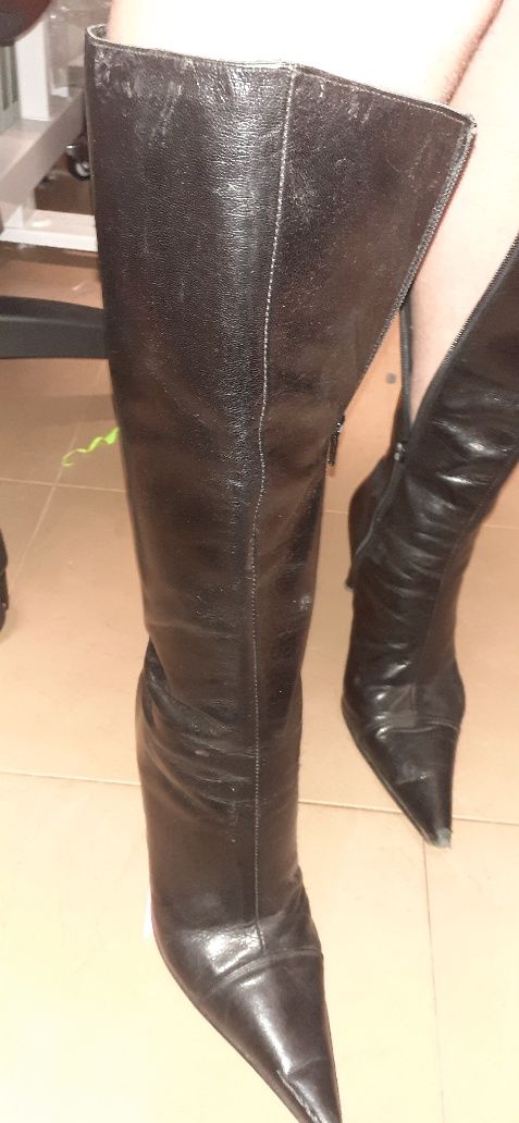 bota pele 39 preta usada