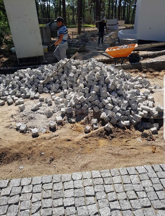 Colocação de calçada Portuguesa