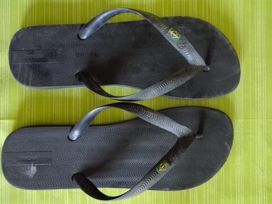 Havaianas 47/48 (Brasil 45/46)