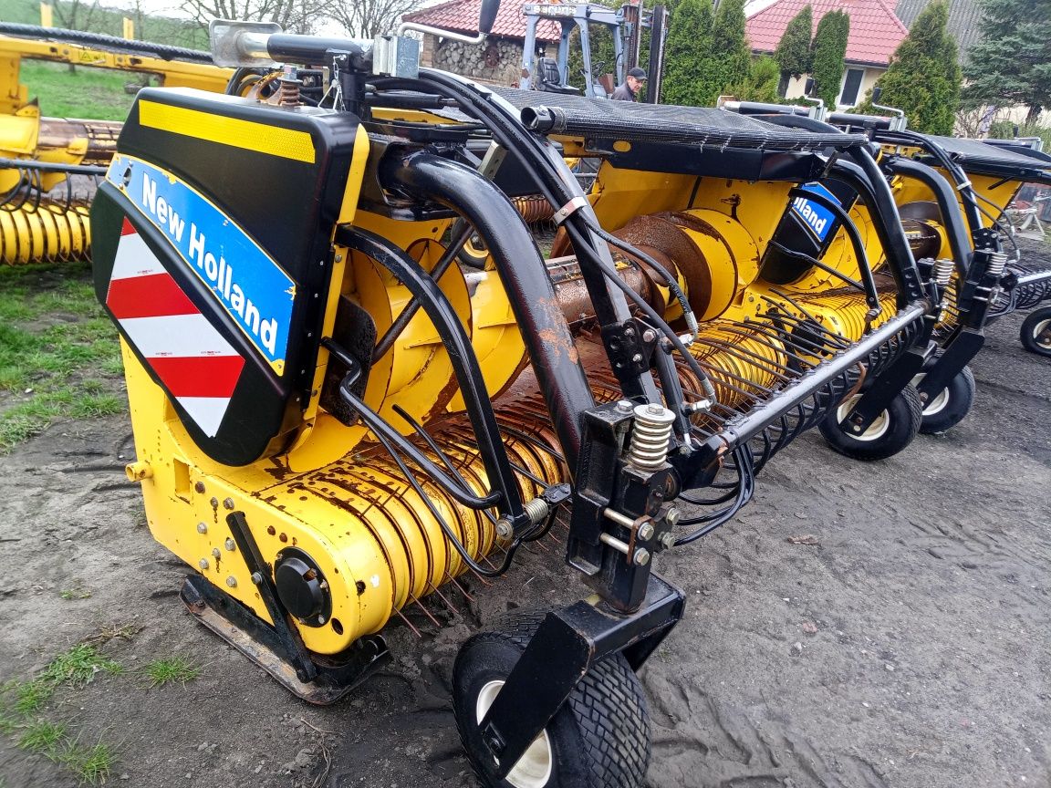 Podbieracz heder New Holland Brutto