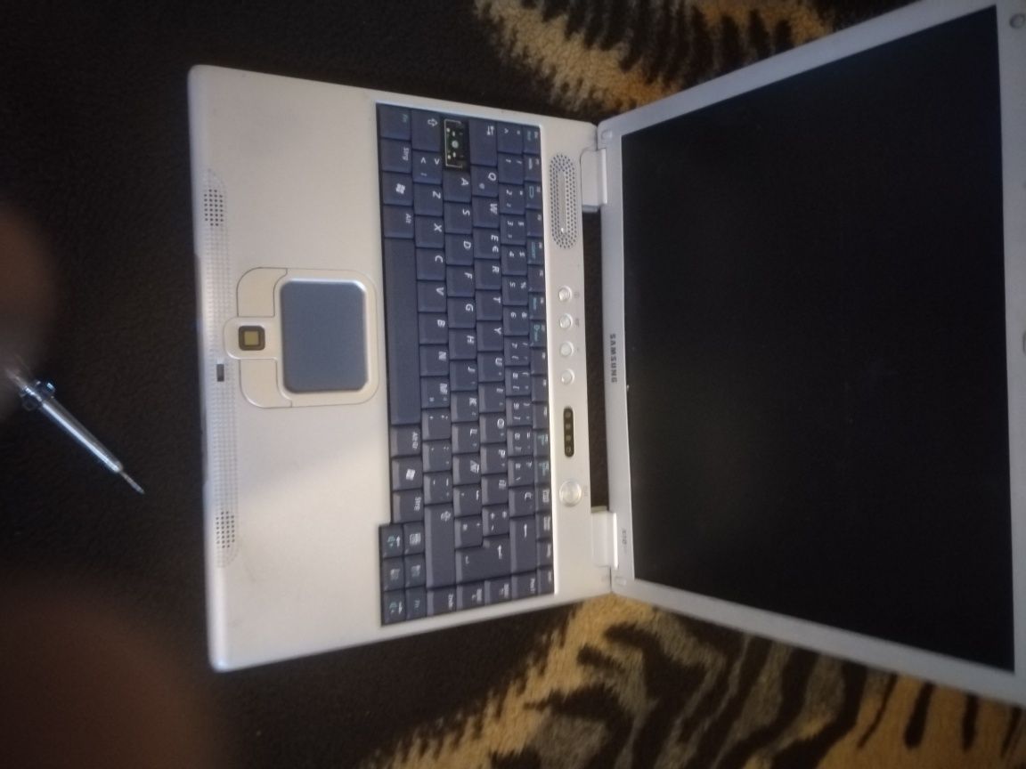3 PC portáteis p/ peças ou arranjo