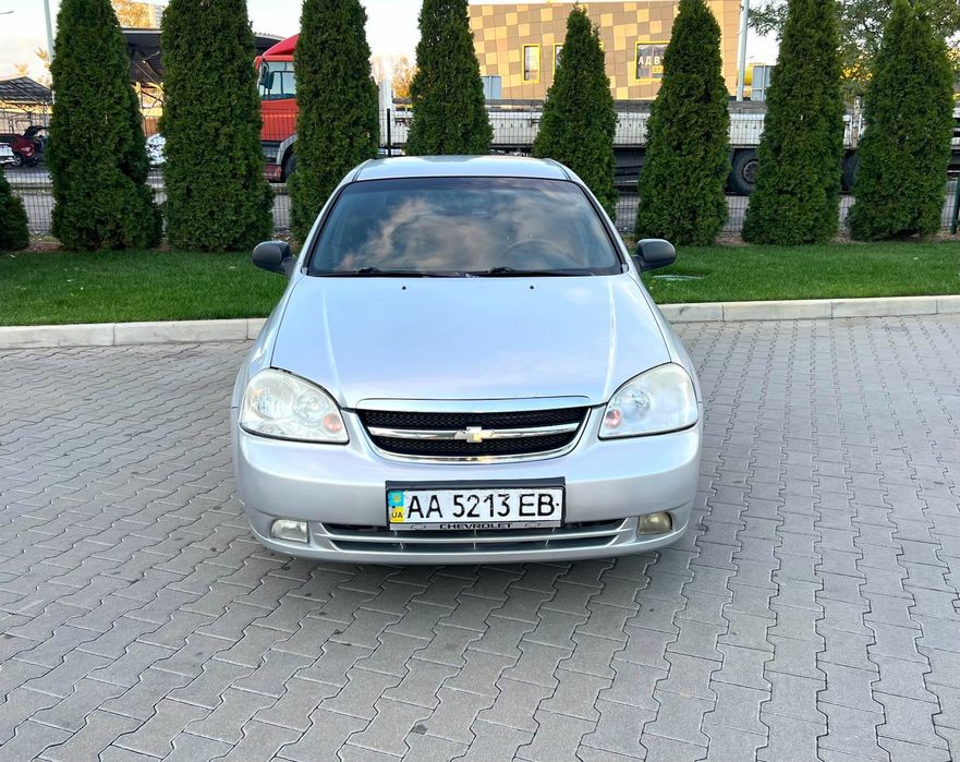 Продaю Шевроле лачетти 2007р