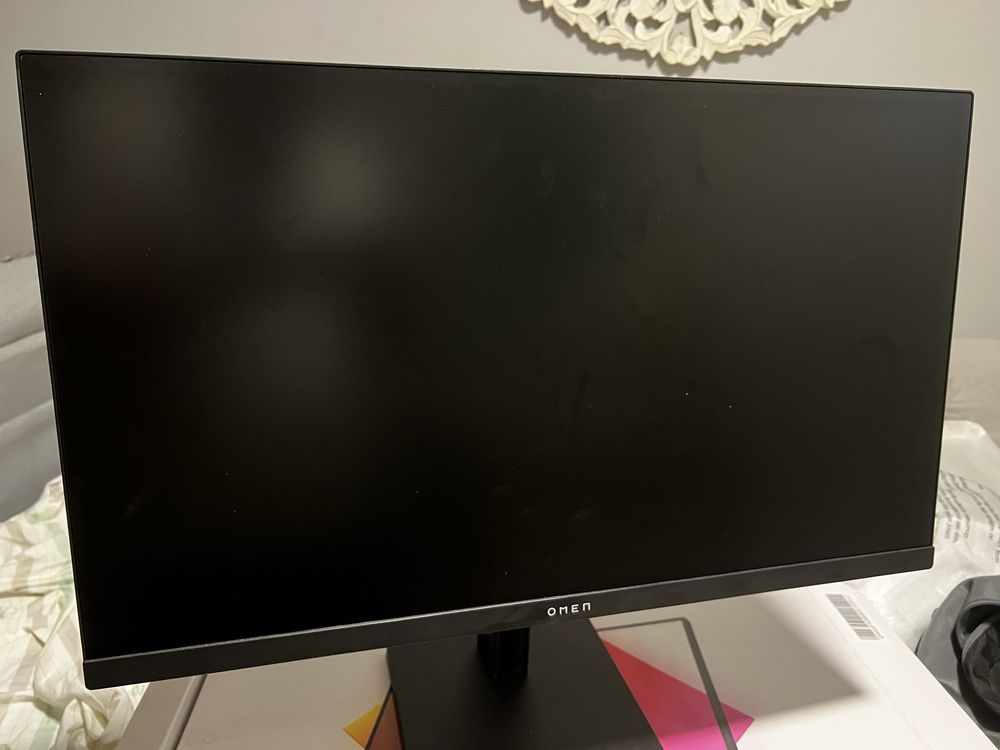 Monitor omen 27’ 165Hz