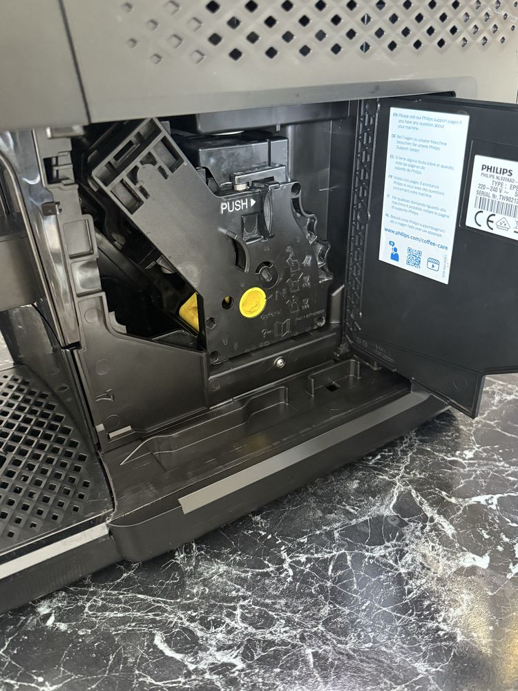 Кавоварка Philips LatteGo Series 5400 Кавомашина !