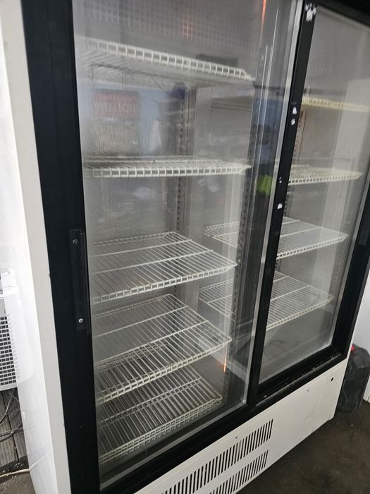 Chlodziarka lodowka witryna bochnia