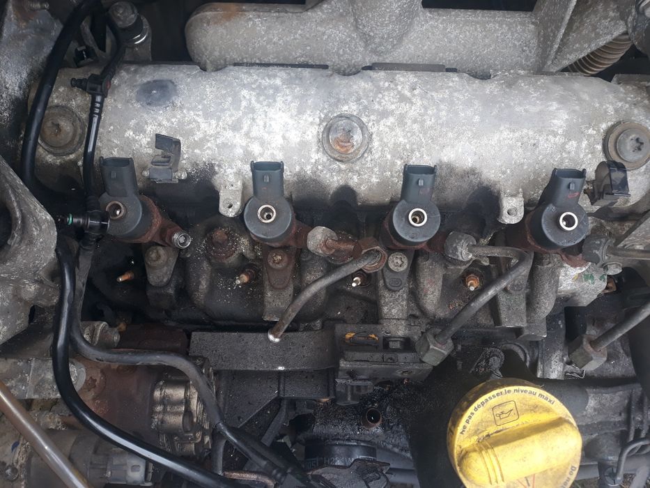 Opel vivaro 1.9cdti trafic 1.9dci pompa wtryskowa wtryski