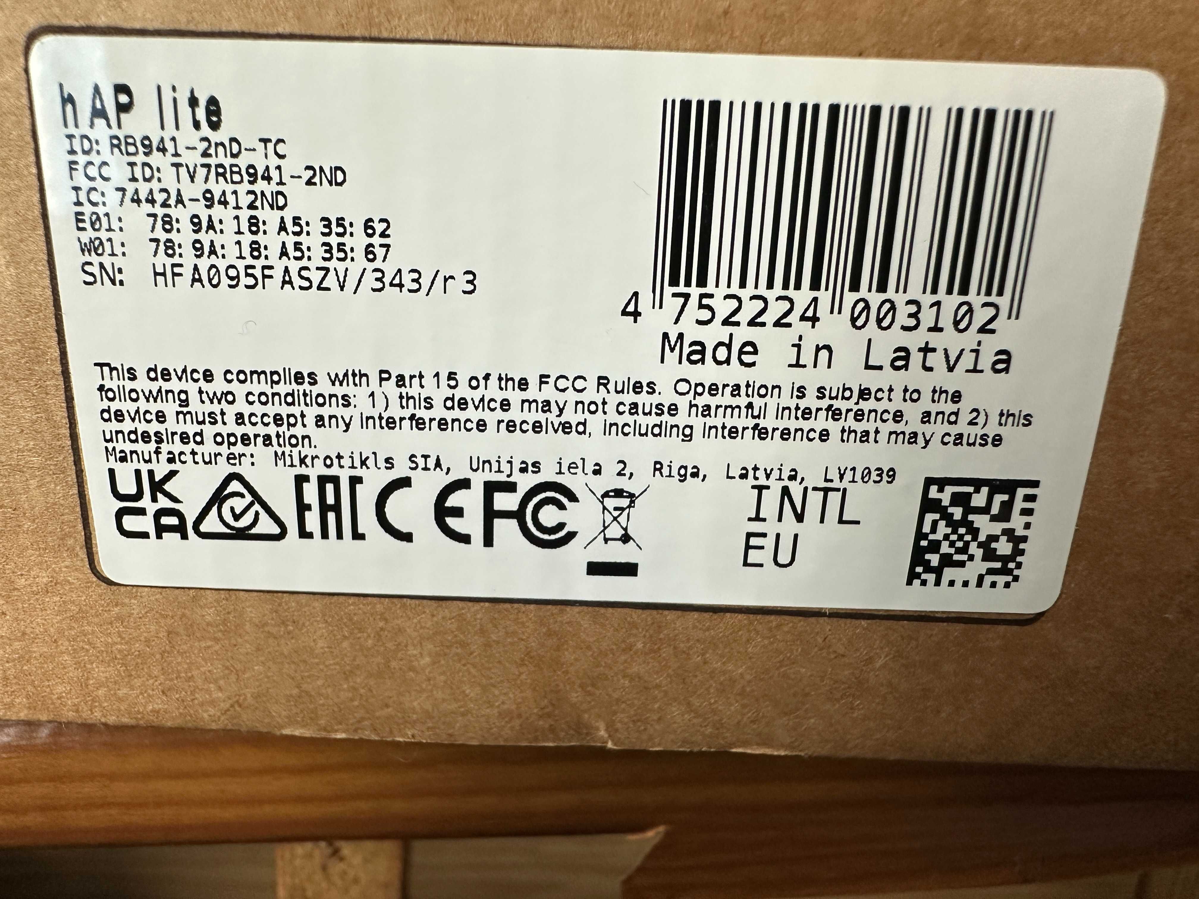 Маршрутизатор MikroTik hAP lite ТС (RB941-2nD-TC)