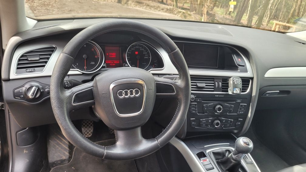 Audi A4 B8 2.0 170km