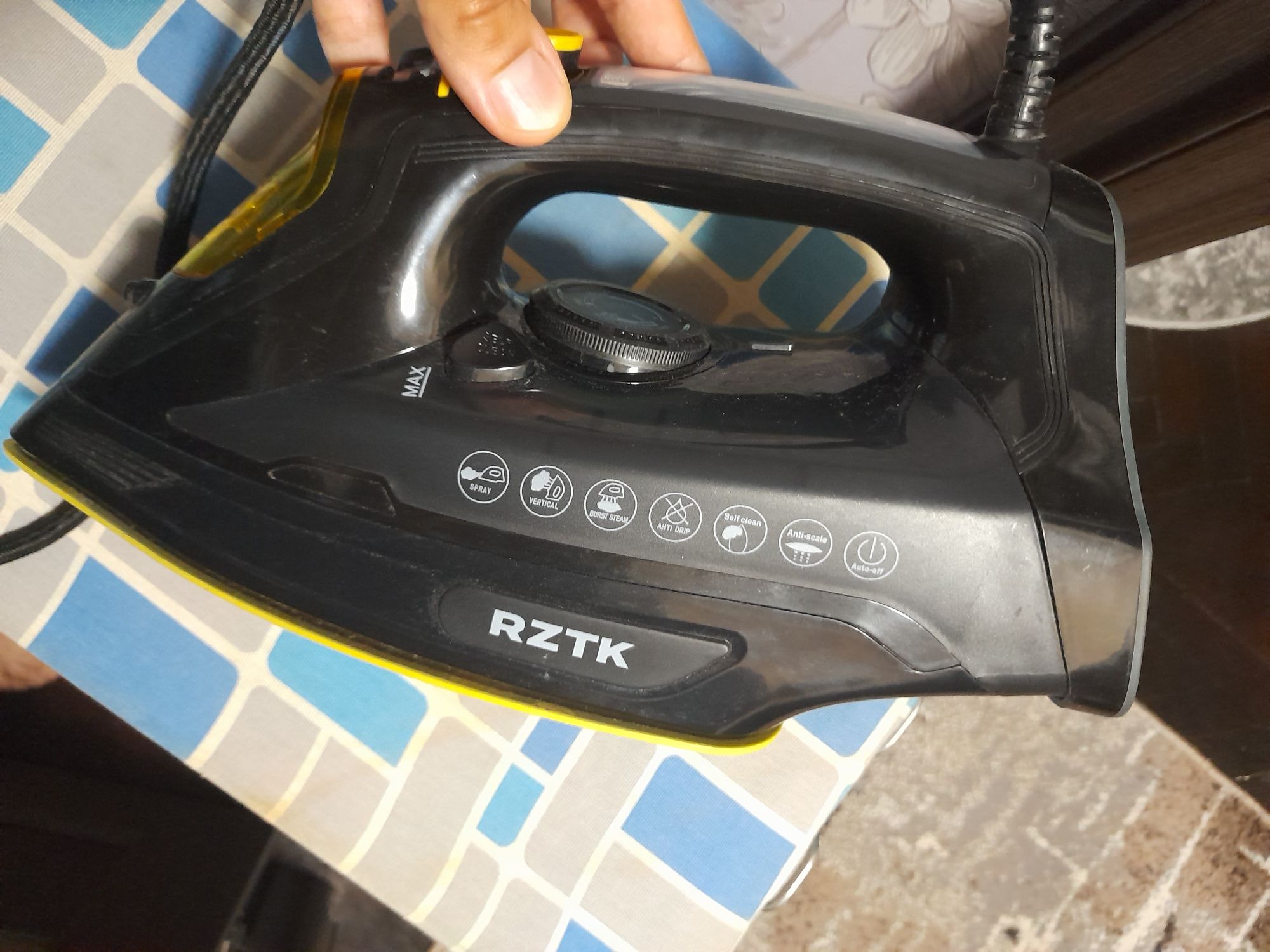 Праска RZTK з парою.