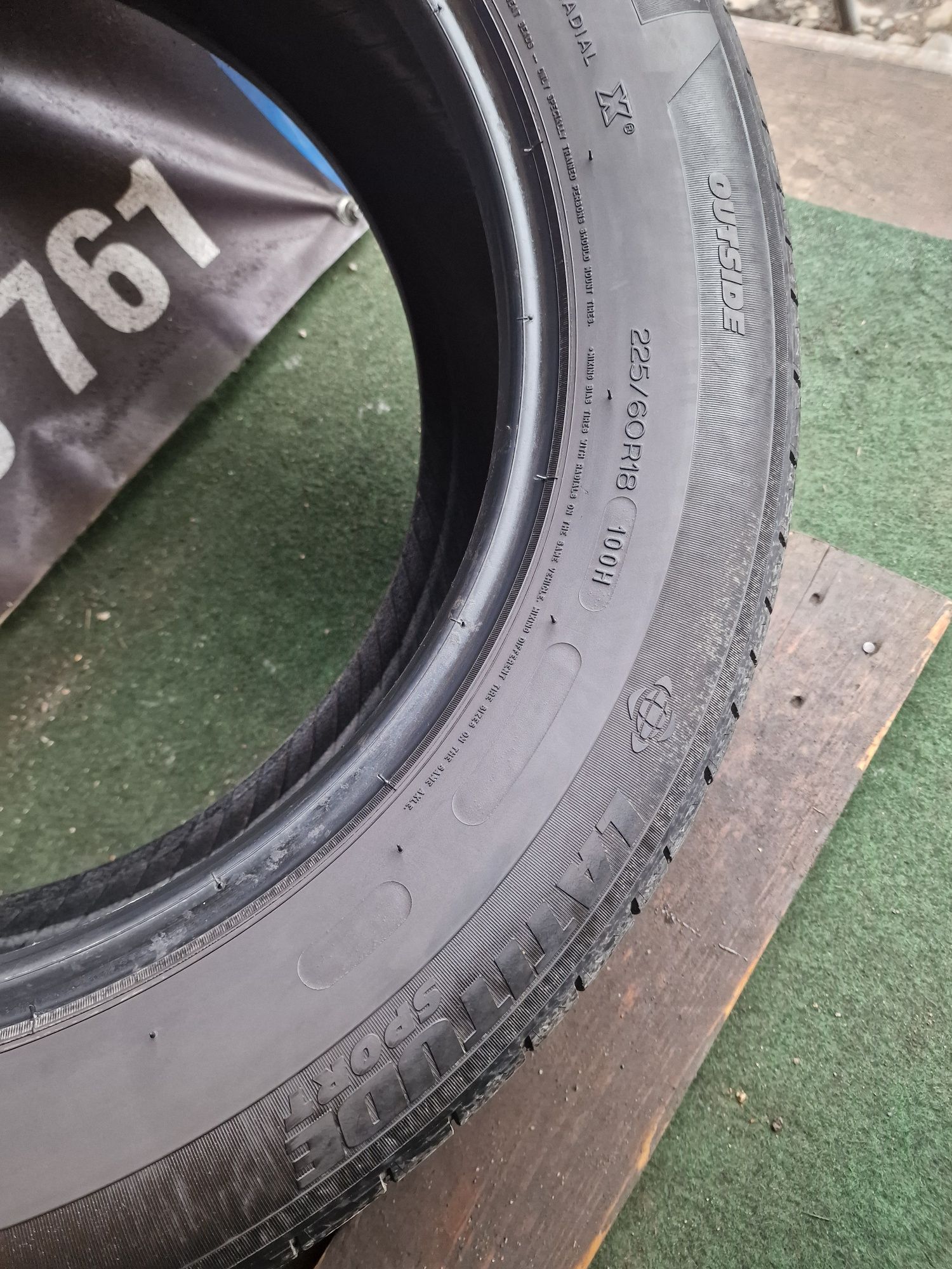 Opony letnie 225/60/18 Michelin Para 6.3mm