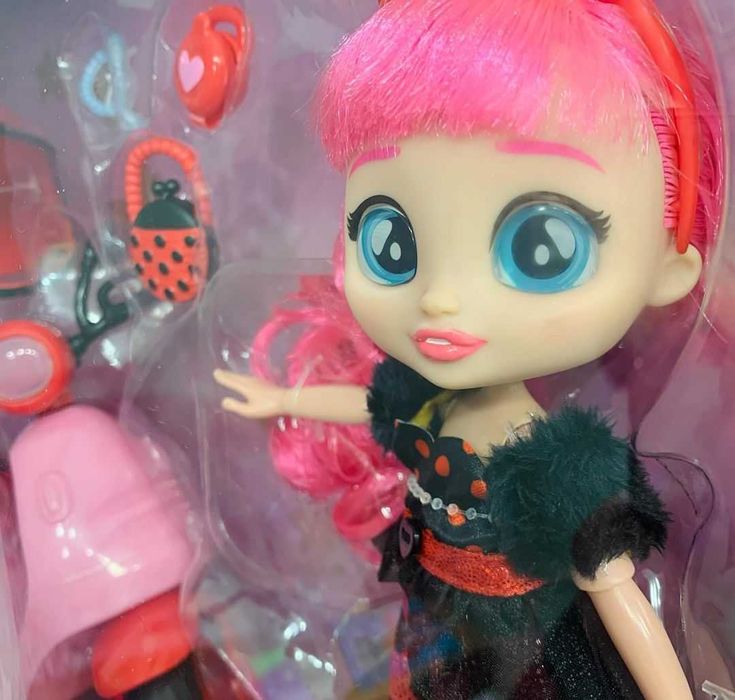 Лялька зі скутером з серії BFF | Cry Babies BFF Lady's Scooter