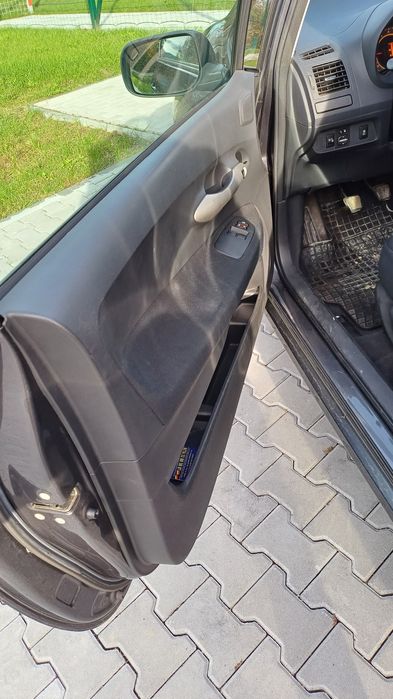 Toyota Auris  1.6  16V benzyna zadbana