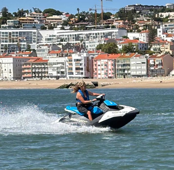 Motas de Água SEA-DOO SPARK JET SKI 2020