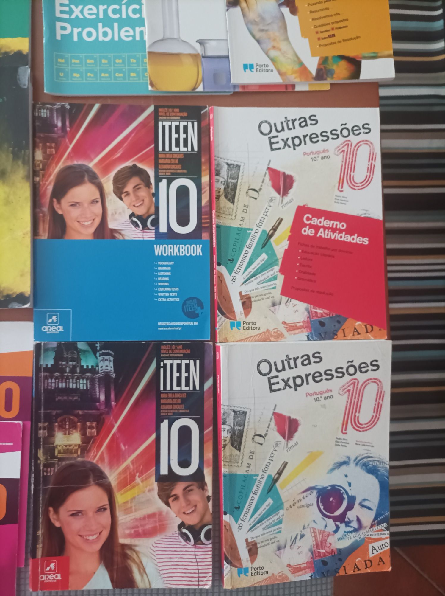 Manuais e cadernos de actividades 10 ano