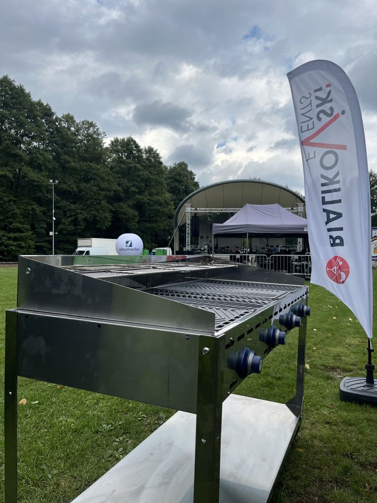 Grill firmowy/ grill / catering / obsluga imprez