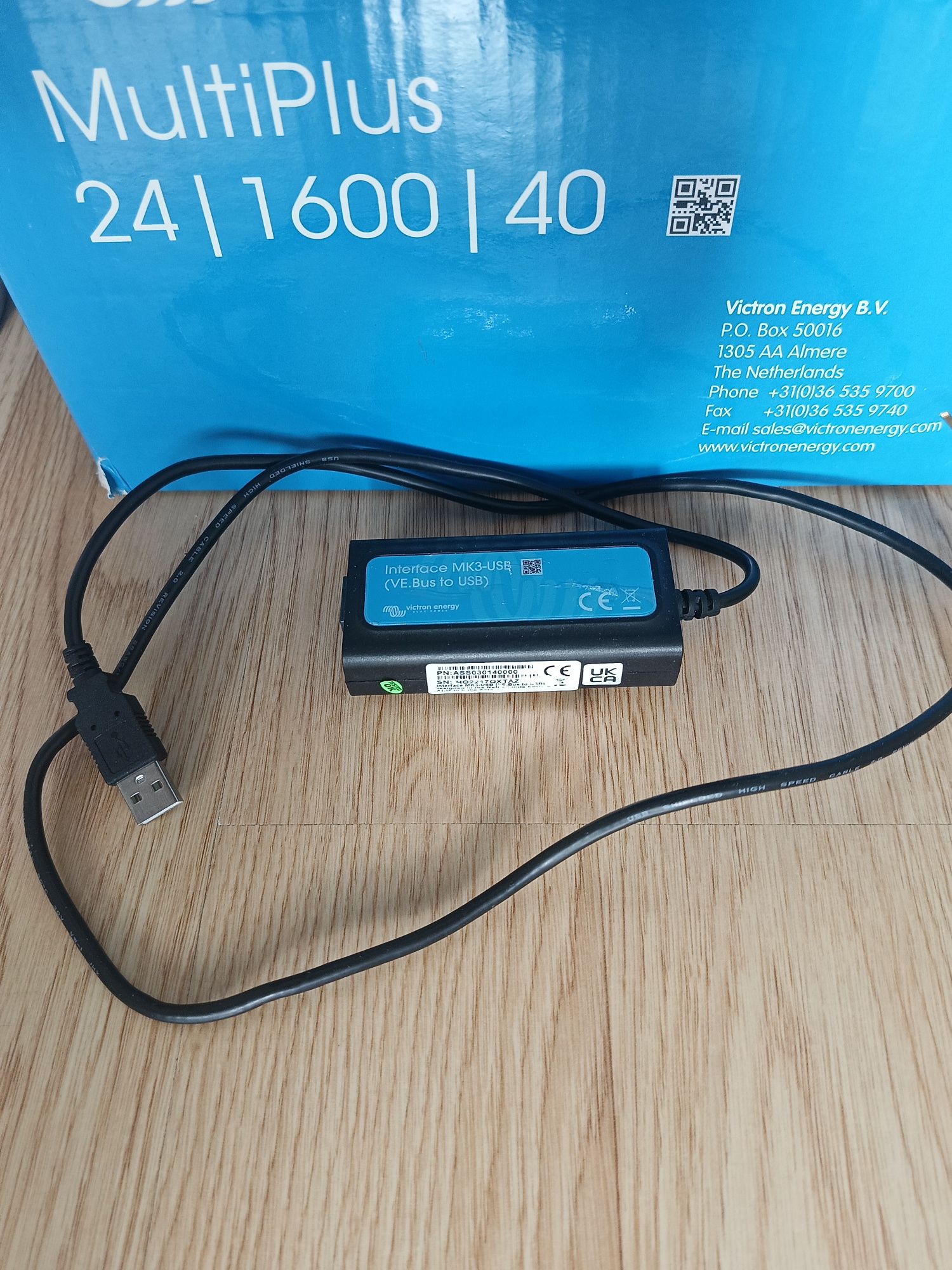 Multiplus Victron 24/1600/40 inwenter z ładowarką + Gratis