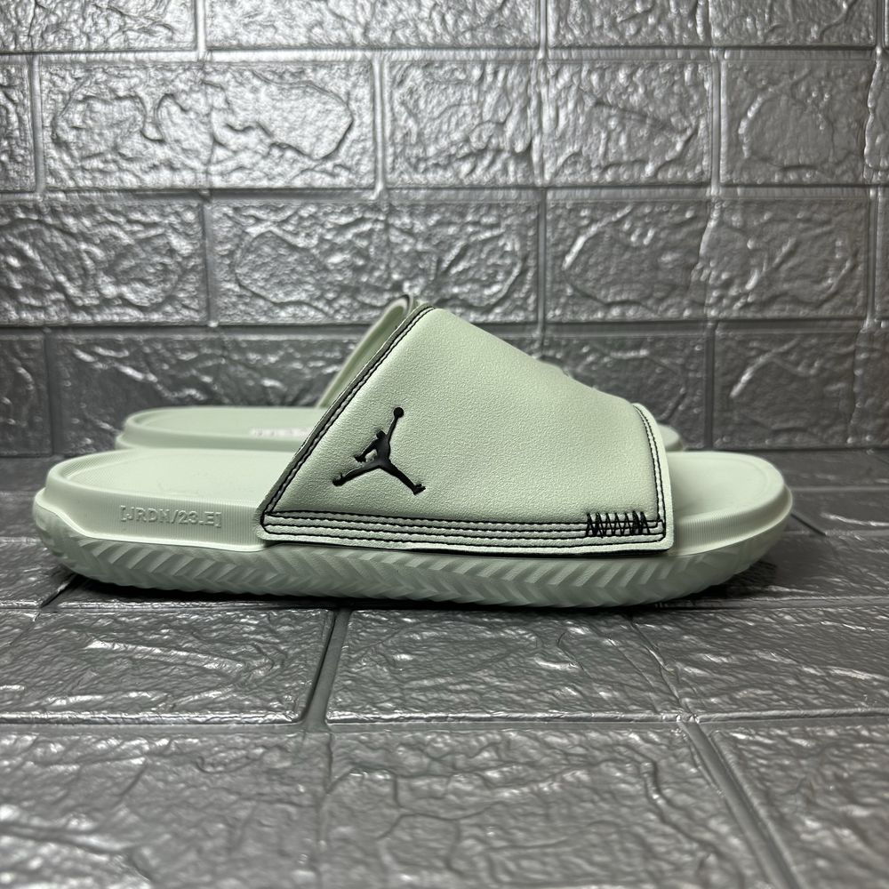 Чоловічі слайдери Jordan Jordan Play Slide DC9835-002 тапки, капці