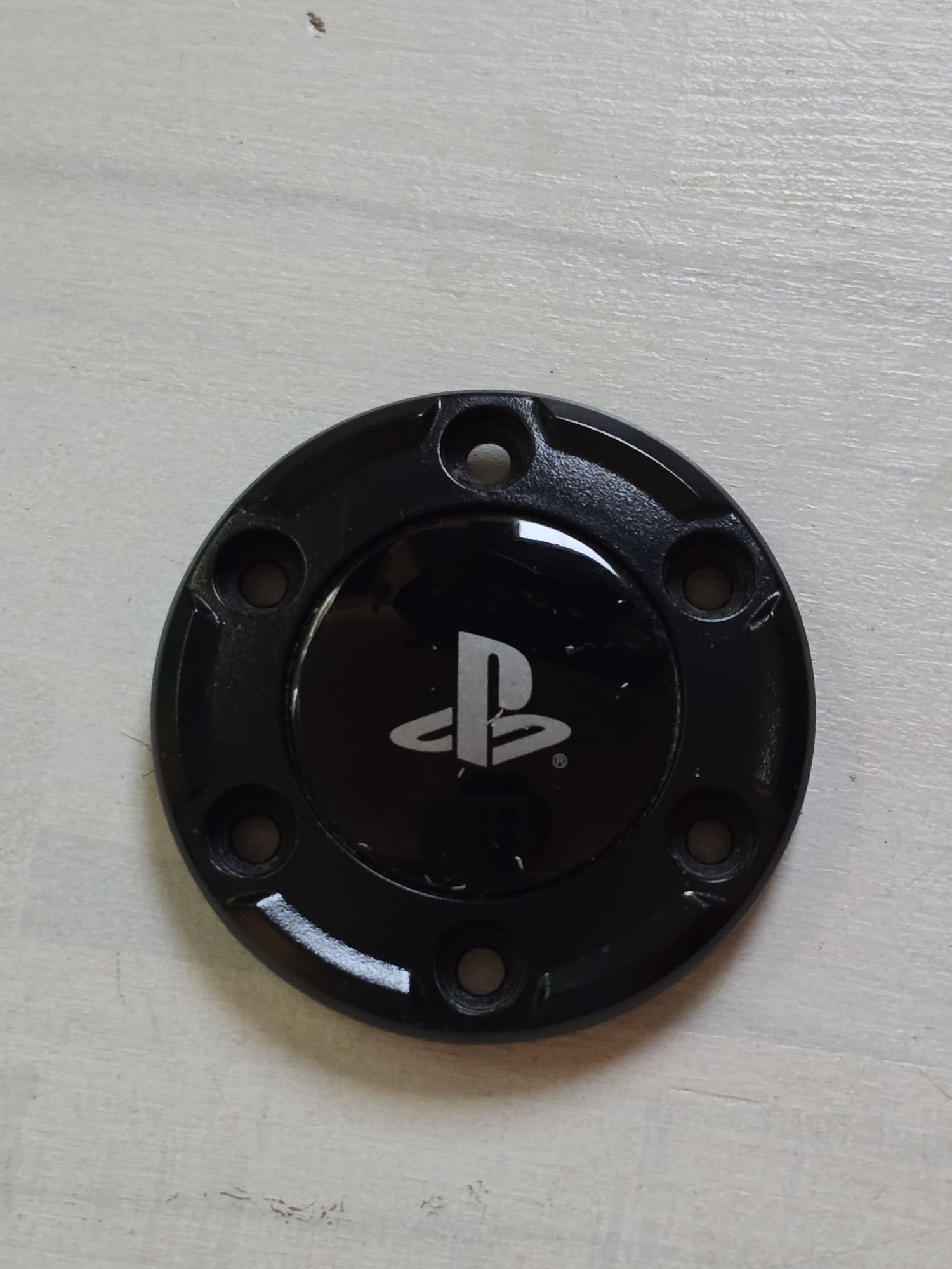 Emblemat logitech g29, center