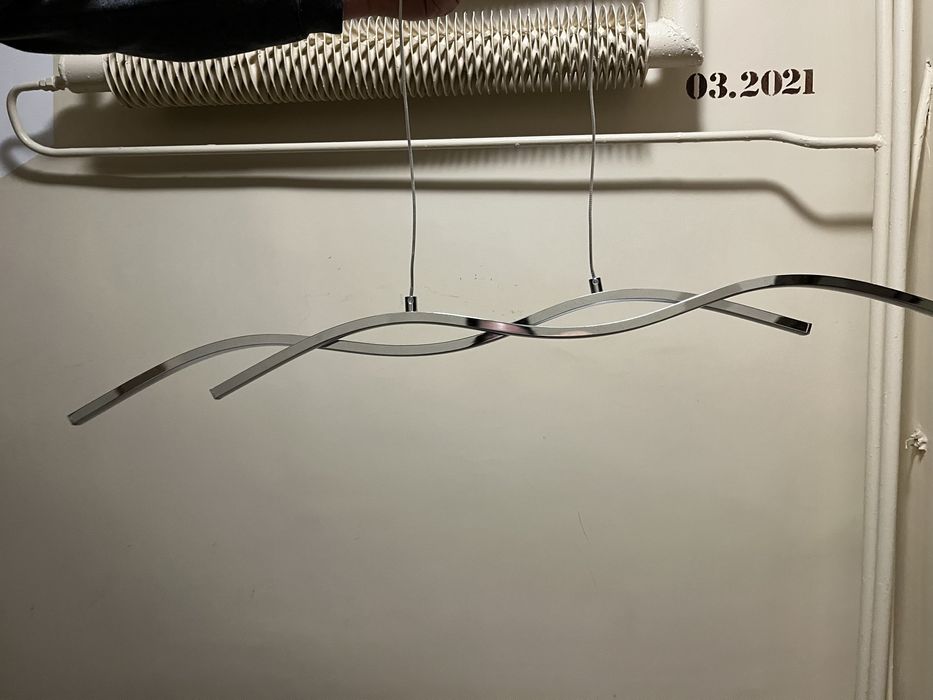 Lampa wisząca LED srebrna