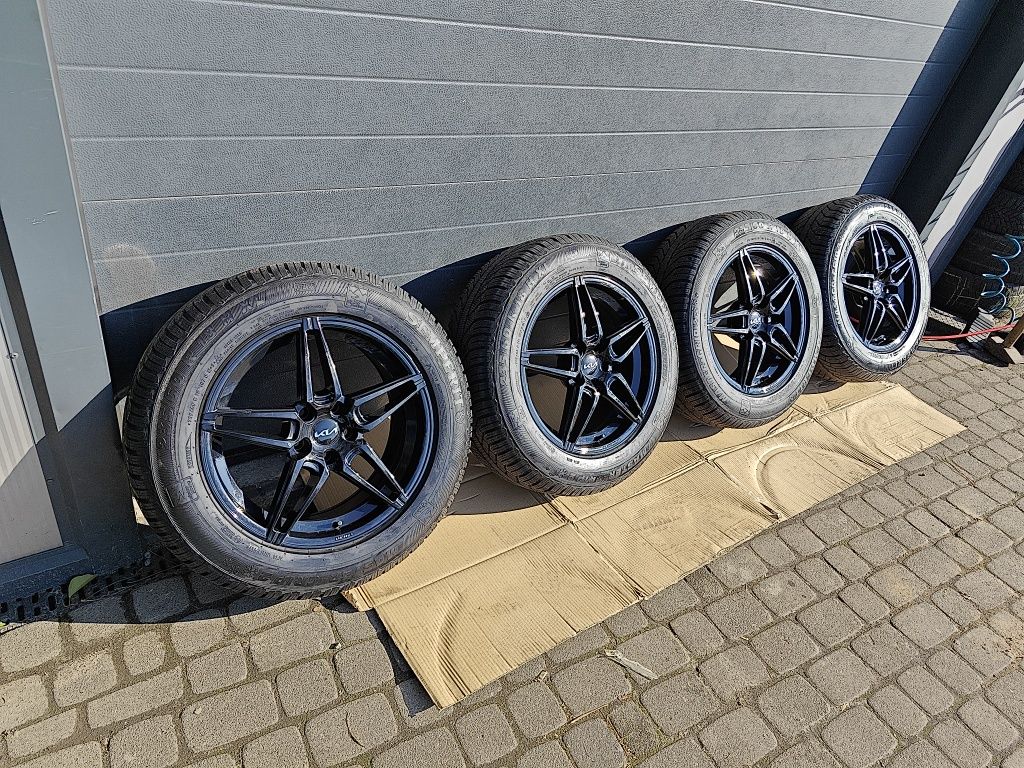 Koła 5x114,3 18" Kia, Hyundai J8 ET40 Semperit 235/60 R18