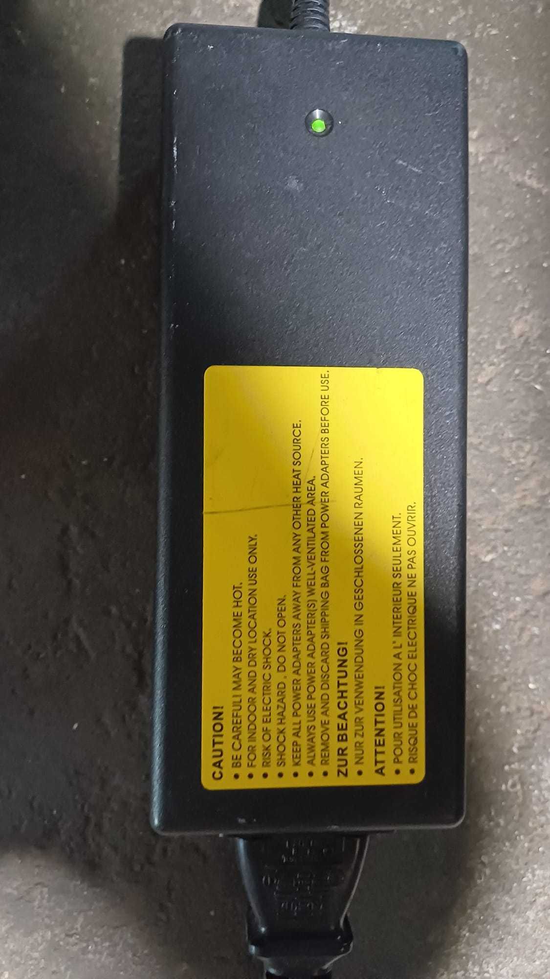 Televisão/Monitor PC Sanyo CE20L01