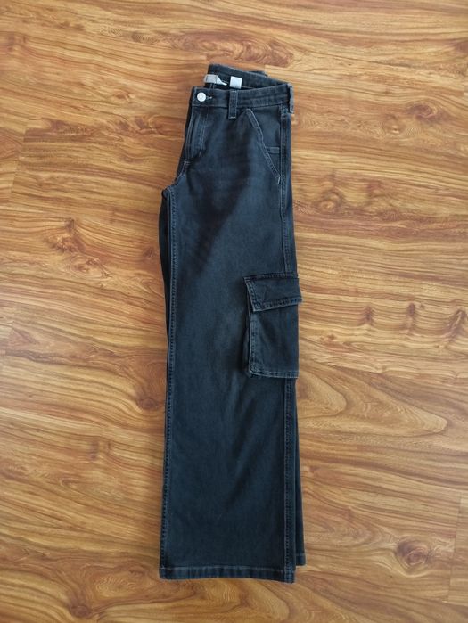 Jeansy 152/158 H&M . Stan idealny.