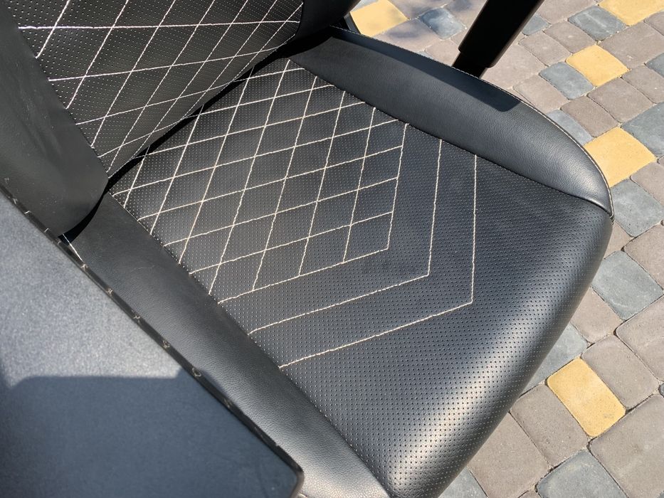 Noblechairs Icon шкіряне ігрове ортопедичне компютерне офісне крісло