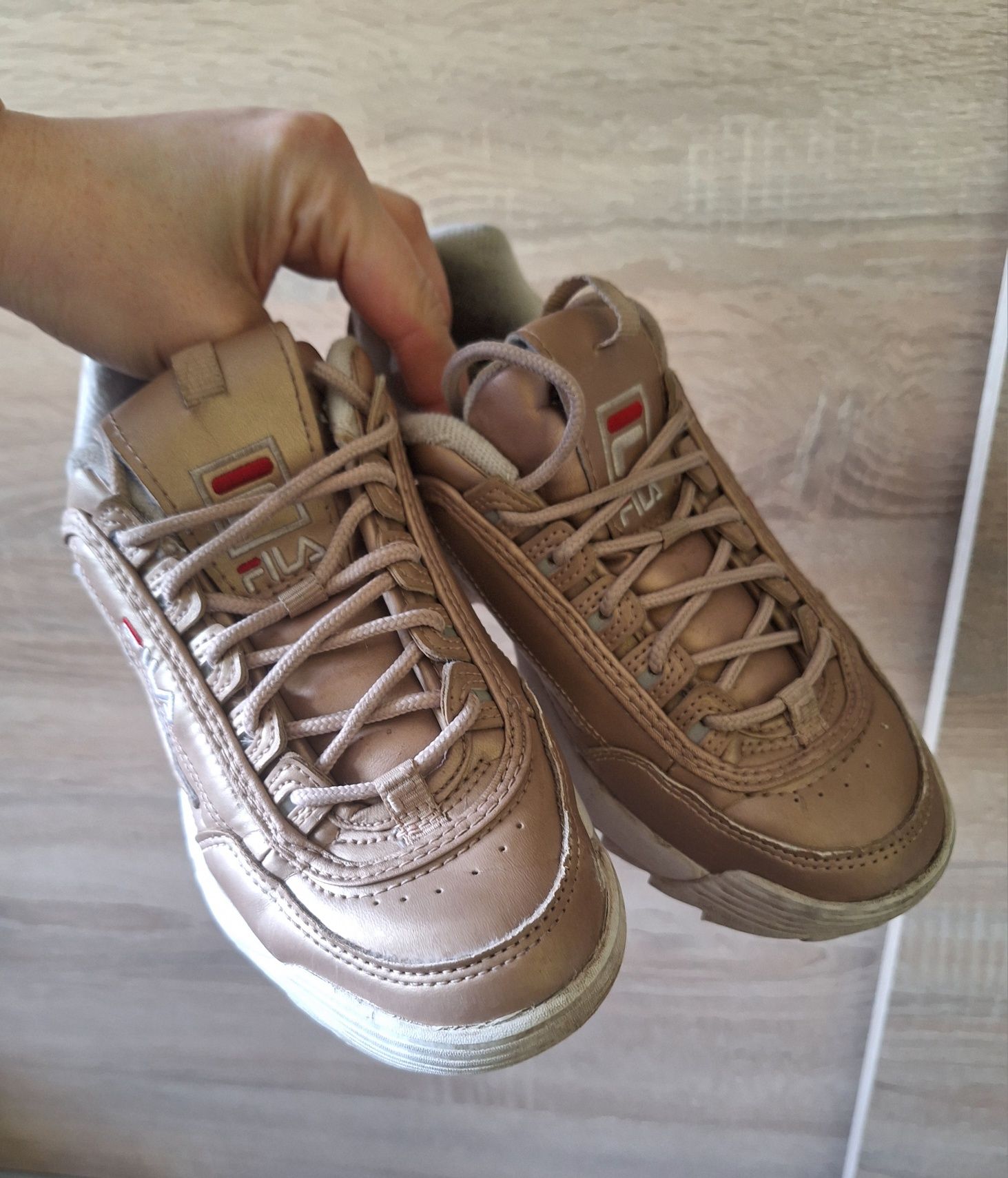 Fila sneakersy r.37