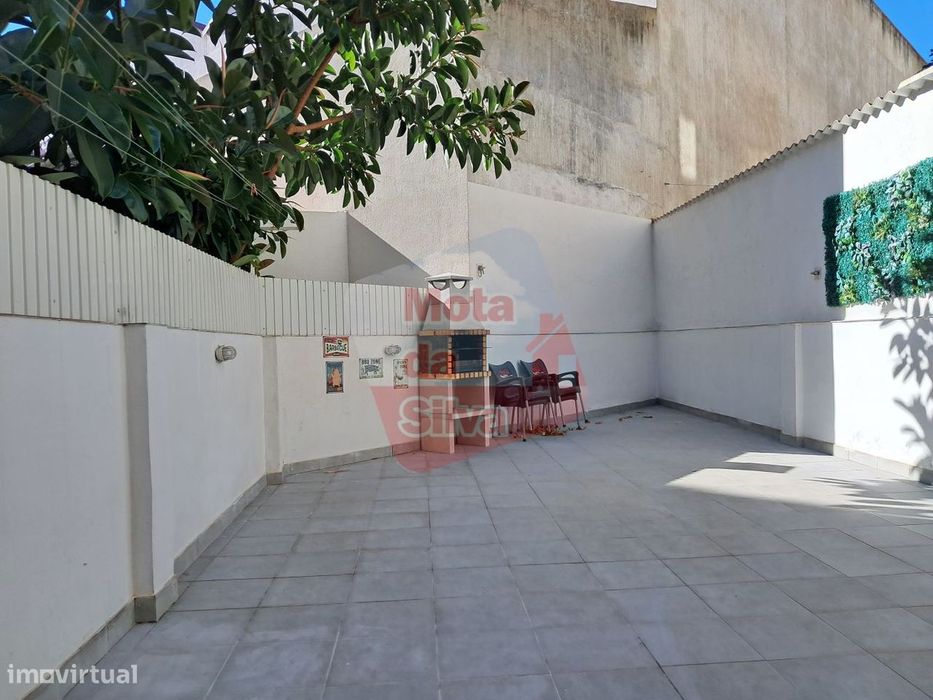 Excelente Apartamento 3 Assoalhadas e Terraço com 50 m2