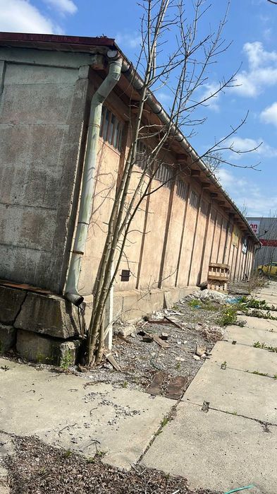 Hala z płyt betonowych - do rozbiórki