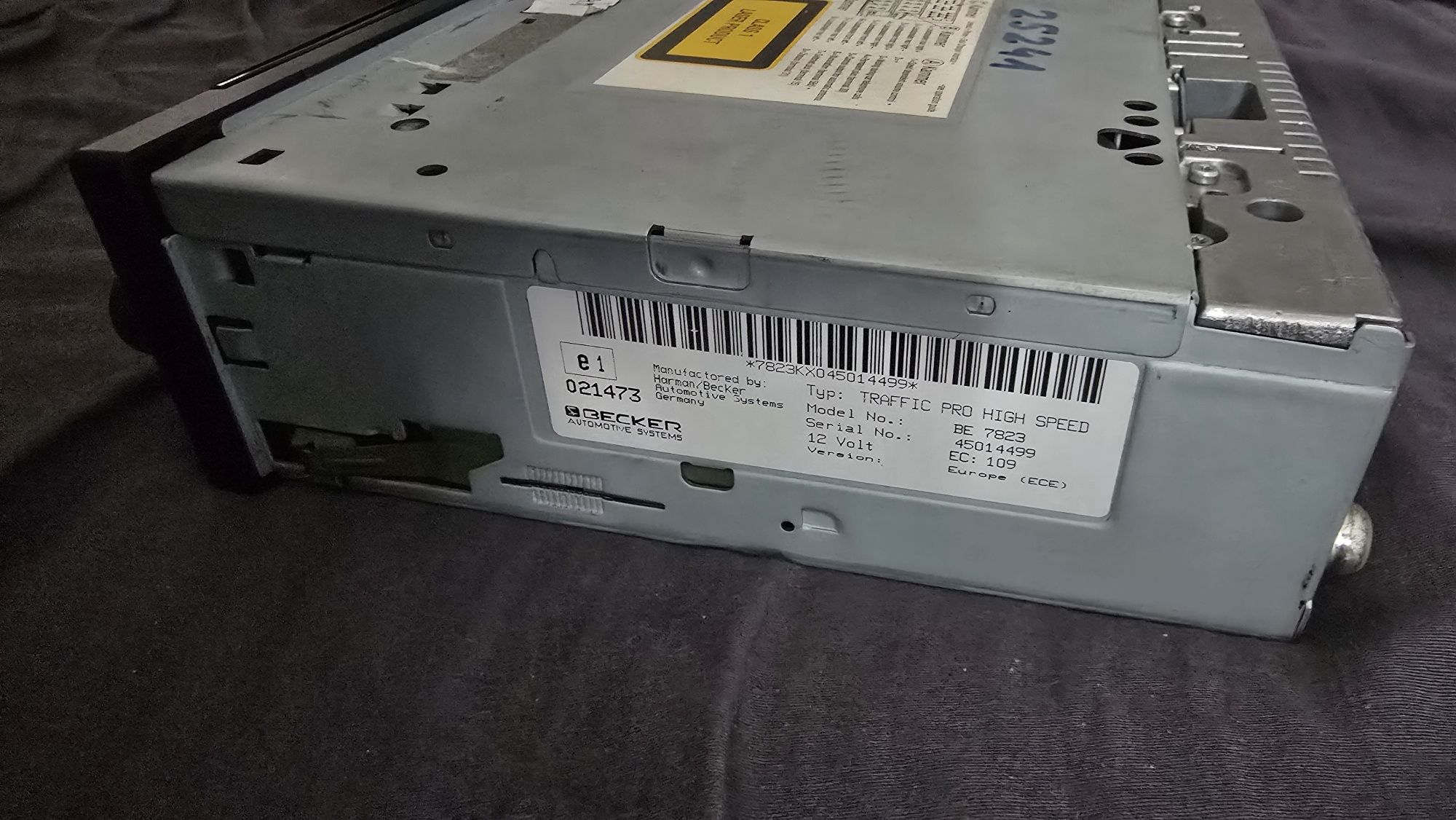 Radio BECKER TRAFFIC PRO HIGH SPEED – Ford Focus MK2 – Sprawne – 100 z