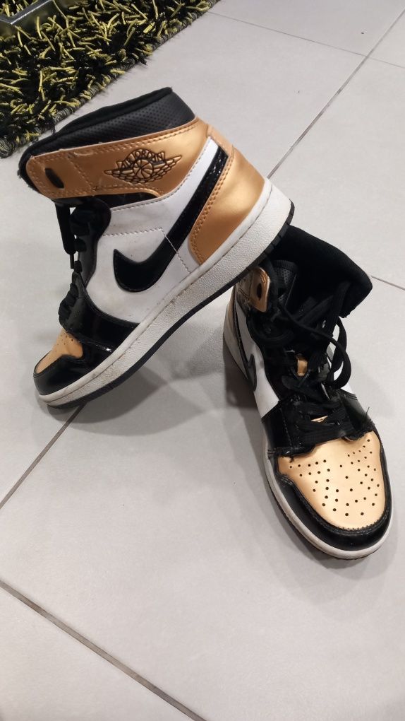Jordan one nike...