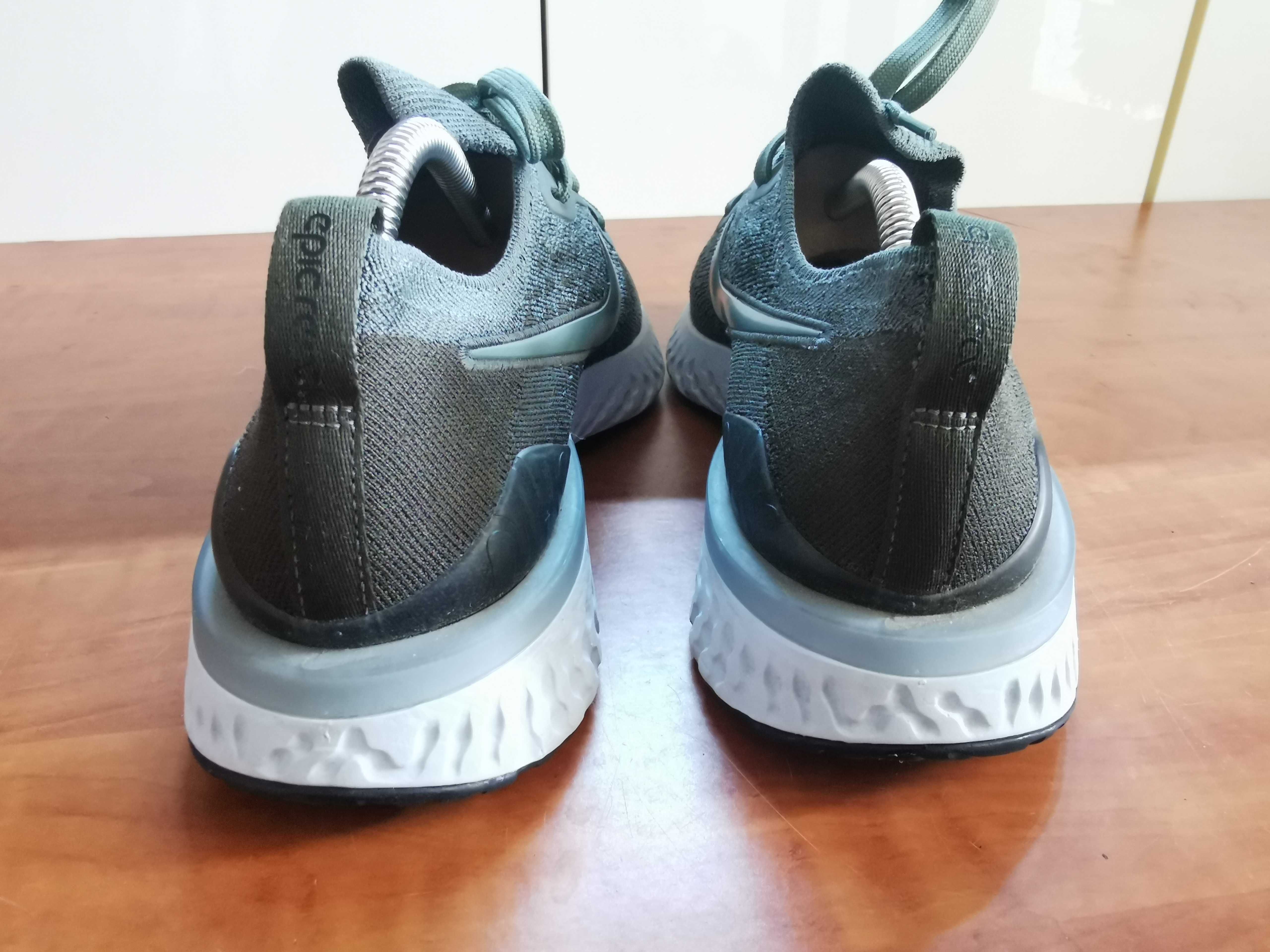 Nike Epic React Flyknit 2  r. 42