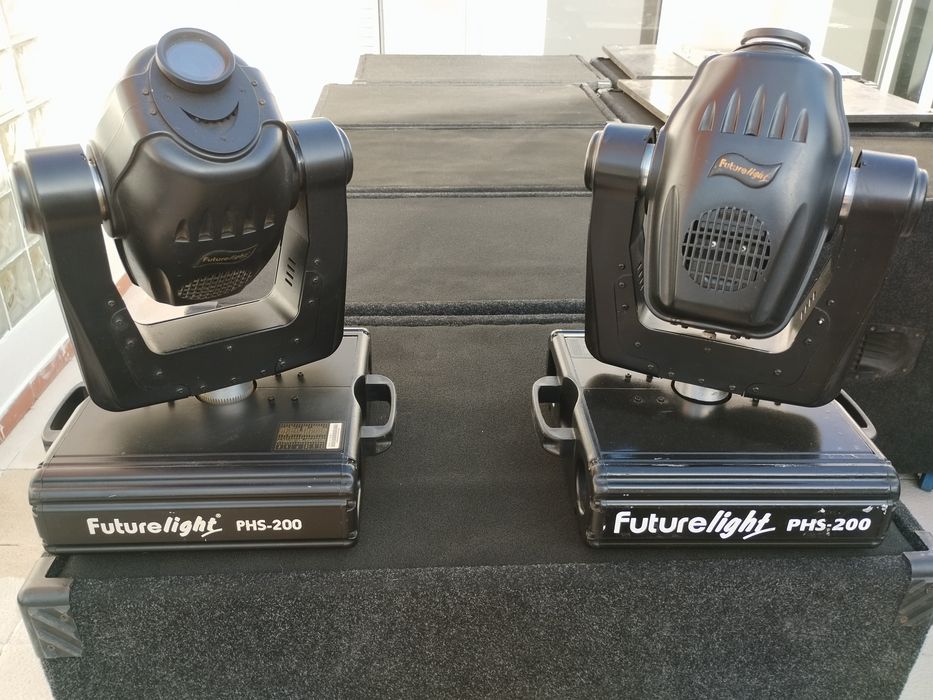 Vendo dois mouvings heads PH200 Future-light