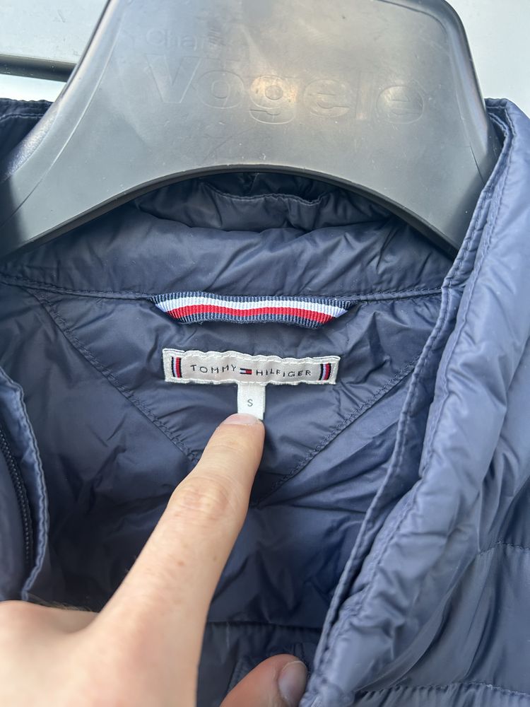 Tommy hilfiger kurtka