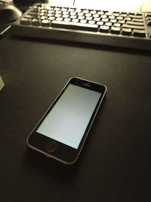 iPhone SE 2016 rok 128gb