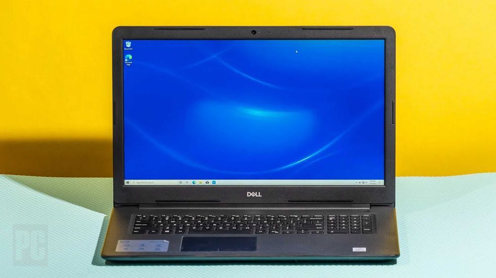 Dell Octacore 17.3" i7/8GB/1TB_Nvme como novo