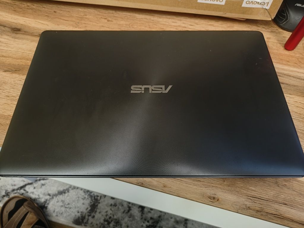 Sprawny Laptop ASUS R510J I7-4710HQ 8GB RAM 200GB SSD WIN8