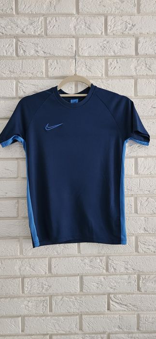 Koszulka Nike M(137-147cm)
