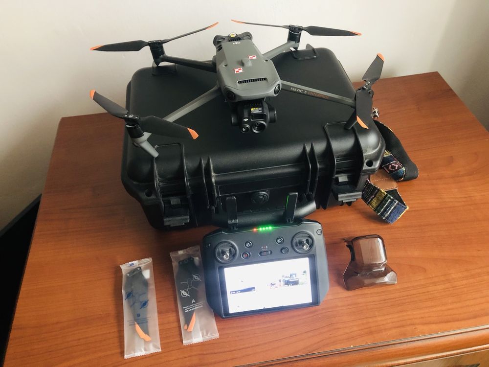 Dron z termowizją DJI Mavic 3 Thermal + care 1 rok + battery kit