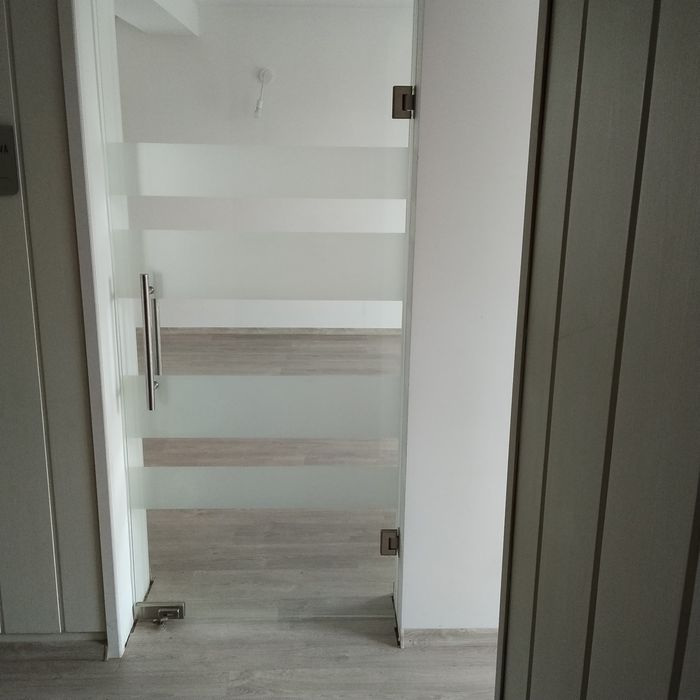 Drzwi wewnętrzne szklane 90